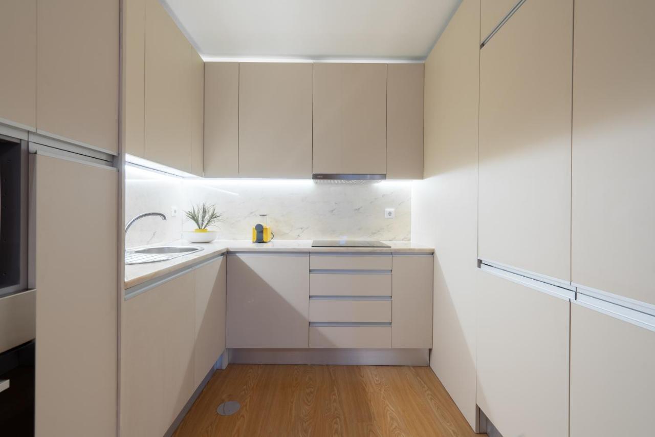 Host Wise - Colorful Bright Flat With Balcony Daire Porto Dış mekan fotoğraf