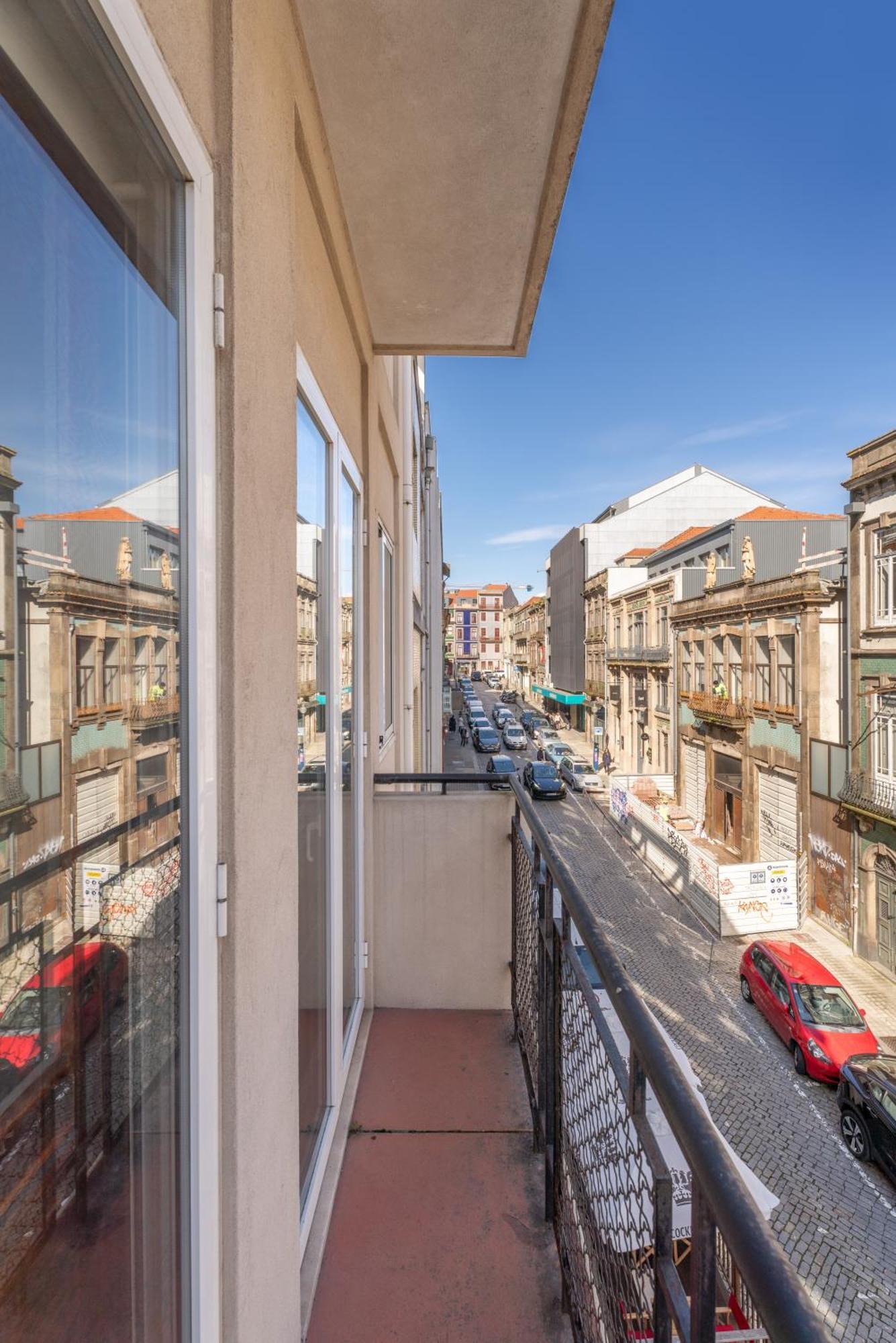 Host Wise - Colorful Bright Flat With Balcony Daire Porto Dış mekan fotoğraf