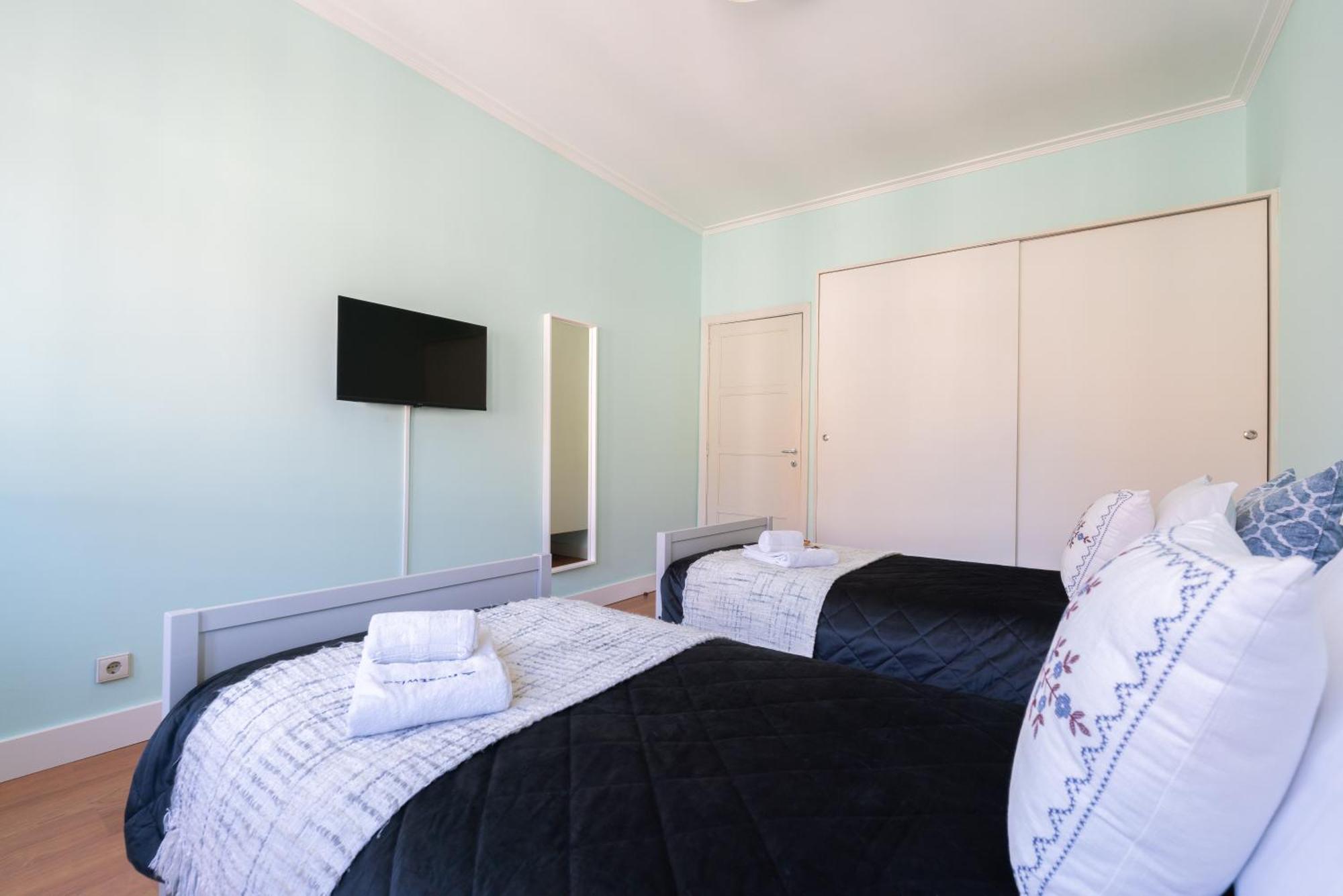 Host Wise - Colorful Bright Flat With Balcony Daire Porto Oda fotoğraf