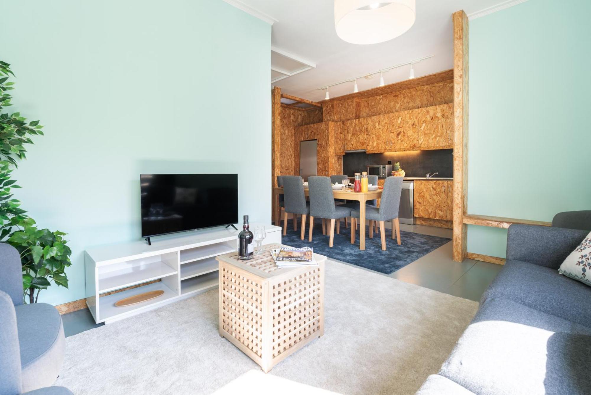 Host Wise - Colorful Bright Flat With Balcony Daire Porto Oda fotoğraf