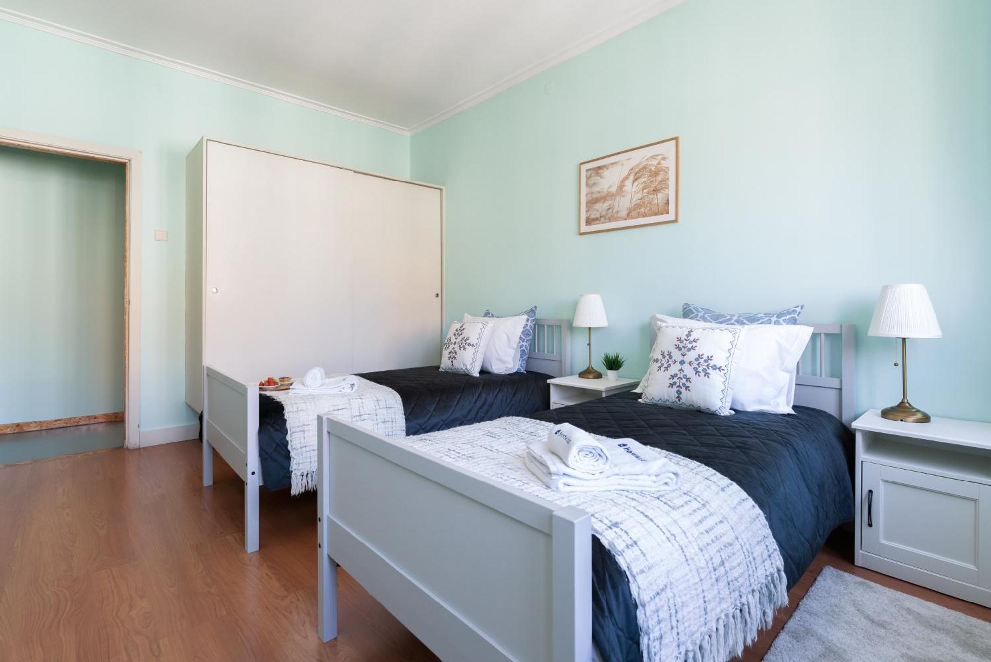 Host Wise - Colorful Bright Flat With Balcony Daire Porto Oda fotoğraf