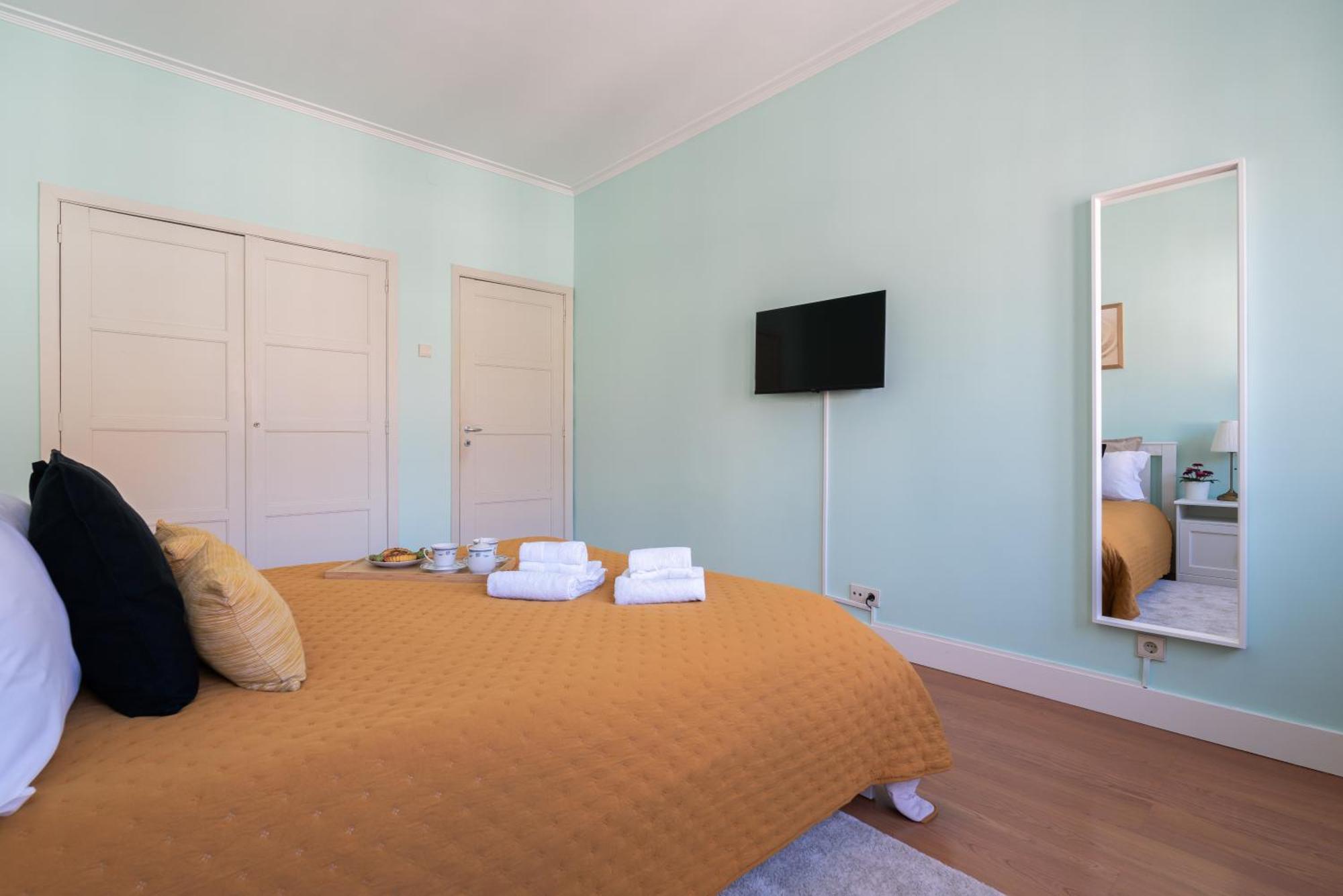 Host Wise - Colorful Bright Flat With Balcony Daire Porto Oda fotoğraf