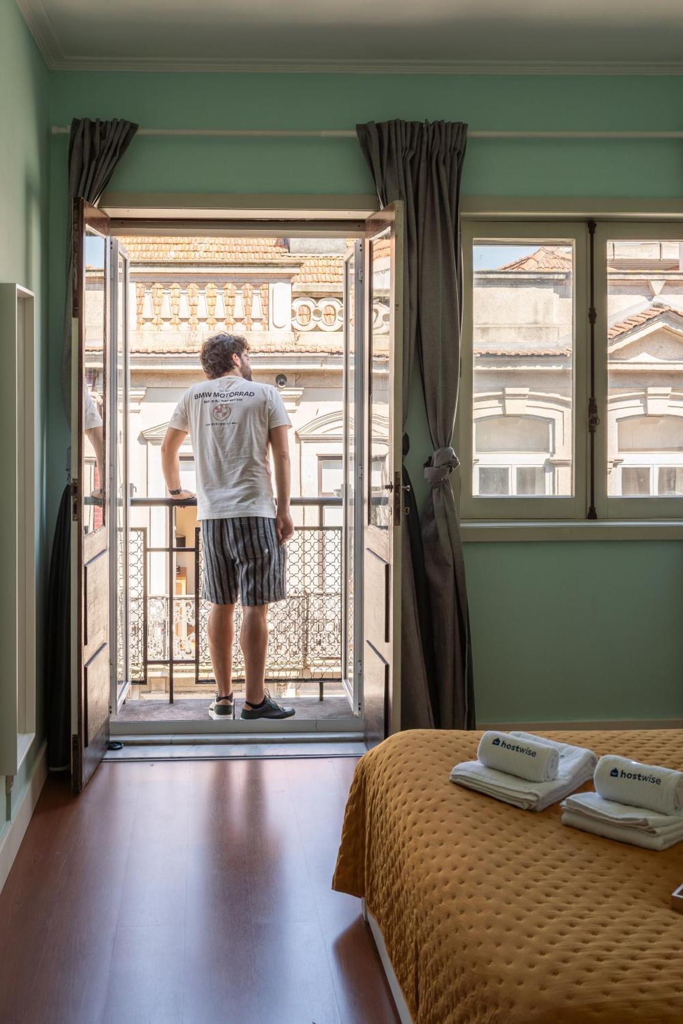 Host Wise - Colorful Bright Flat With Balcony Daire Porto Dış mekan fotoğraf