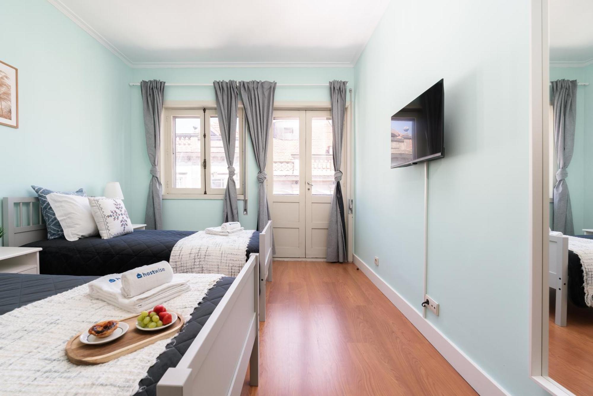 Host Wise - Colorful Bright Flat With Balcony Daire Porto Oda fotoğraf